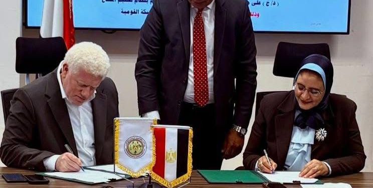الشركة المصرية لنقل الكهرباء توقع عقدًا جديدًا لربط محطة الضبعة النووية بالشبكة القومية