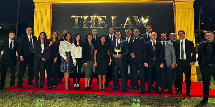 الإدارة القانونية بـ CIB تتألق في احتفالية The Law وتحصد ثلاث جوائز تعكس ريادتها في السوق المصري