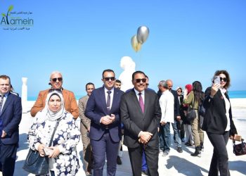 رئيس جهاز العلمين ومحافظ مطروح يشهدا ختام فعاليات مهرجان سمبوزيوم مصر الدولي للنحت