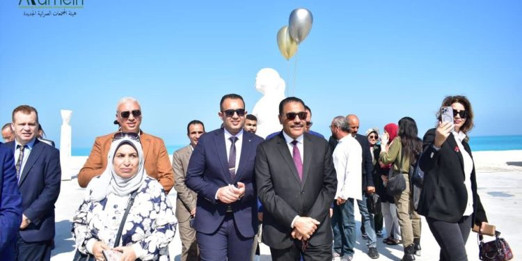 رئيس جهاز العلمين ومحافظ مطروح يشهدا ختام فعاليات مهرجان سمبوزيوم مصر الدولي للنحت