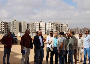 مساعد نائب رئيس الهيئة فى زيارة ميدانية لمتابعة المشروعات السكنية والخدمية بمدينة بدر