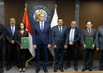 وزير البترول والثروة المعدنية يشهد توقيع اتفاقية اطارية للشراكة مع القطاع الخاص المصري في مشروعات تصنيع الفوسفات