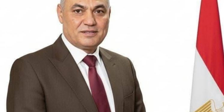 مدير مدرسة محلة حسن الثانوية يوجه الشكر لرئيس مجلس أمناء المعهد العالي للعلوم التجارية بالمحلة