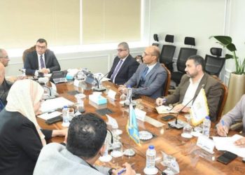 وزير الإسكان يتابع سير العمل بقطاع المرافق بهيئة المجتمعات العمرانية الجديدة وموقف عددٍ من مشروعات المرافق بالمدن الجديدة