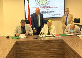 توسيع محطة محولات أبو المطامير لربط القطار الكهربائي السريع بالشبكة القومية للكهرباء