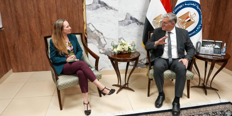مباحثات حكومية مع وفد البنك الدولي في مختلف مجالات البترول والتعدين