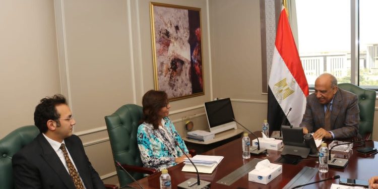 وزير الكهرباء يبحث مع رئيس الأكاديمية الوطنية للتدريب التنسيق والعمل المشترك في مجالات التدريب