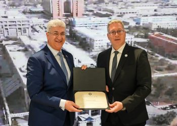 وزير البترول يُكرم إنبي وبتروجت وصان مصر بعد تميزهم بتصنيف ENR العالمي