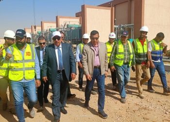 وزير الكهرباء يتفقد مصادر توفير التغذية الكهربائية لمشروعات الدلتا الجديدة