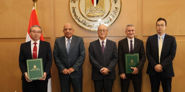 بقدرة 20 ميجاوات..تحالف مصري ياباني لإطلاق مشروع ضخم للطاقة الشمسية وتخزين الكهرباء بالغردقة