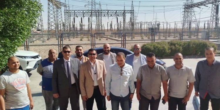 إنجاز جديد للكهرباء: توصيل التيار لـ 34 ألف فدان بشرق العوينات خلال 60 يومًا فقط