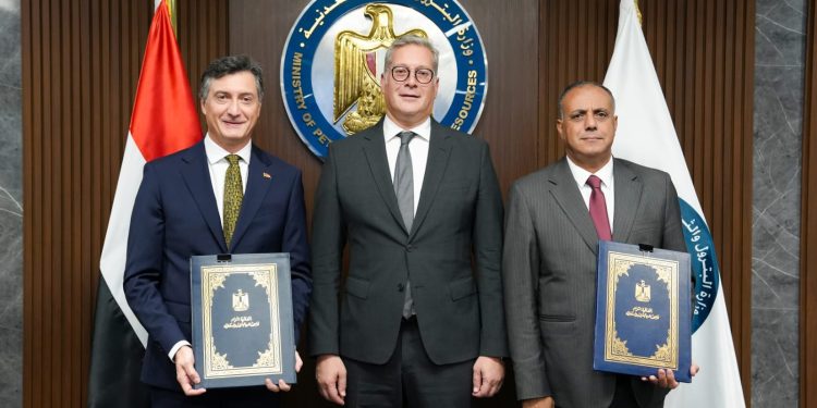 مصر تمد التزام خليج السويس ودلتا النيل مع إيني الإيطالية حتى عام 2040