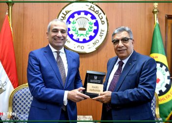 رئيس البنك الزراعي المصري يلتقي محافظ الدقهلية لتعزيز أوجه التعاون في المشروعات التنموية وتمويل صغار المزارعين 