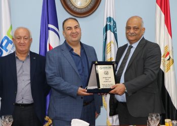إيبروم تستضيف اجتماعًا موسّعًا مع شركة دريكسل بمشاركة شركات قطاع البترول لتعزيز التعاون في مجالات السلامة والطاقة والبيئة
