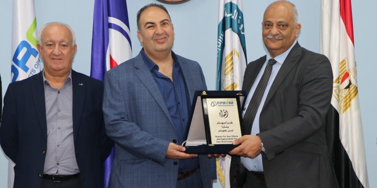 إيبروم تستضيف اجتماعًا موسّعًا مع شركة دريكسل بمشاركة شركات قطاع البترول لتعزيز التعاون في مجالات السلامة والطاقة والبيئة