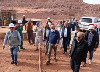 وزير الكهرباء يتفقد سير العمل بالمركز الحقلى التابع لهيئة المواد النووية بمنطقة أبو زنيمة محافظة جنوب سيناء