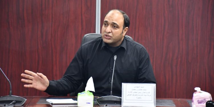 رئيس مياه الشرب بالجيزة يجتمع بالقطاع التجاري والمتابعة الميدانية