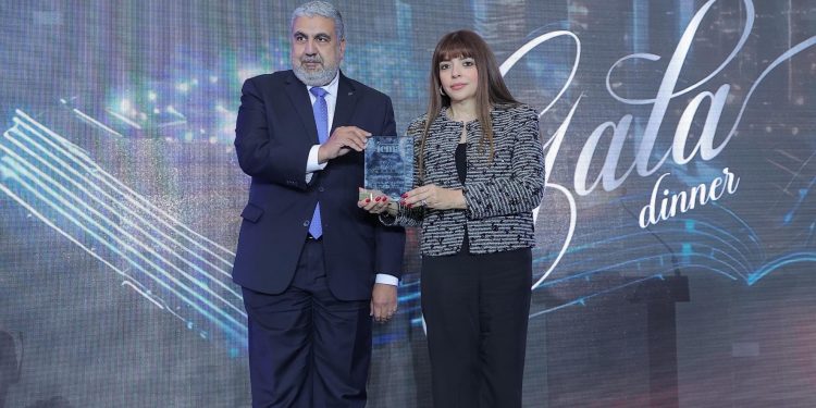 البنك الأهلي المصري يحصد جائزتين عالميتين في جوائز Élan 2025
