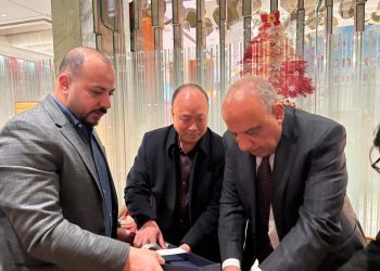 وزير الكهرباء يبحث مع مجموعة شركات ” إنكورا” و”جوتيانج ” و”هونغجى” توطين صناعة المهمات الكهربائية