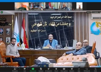عبر تقنية الفيديو كونفرانس.. رئيس القابضة لمياه الشرب والصرف الصحي يشهد تسليم شهادات اعتماد سلامة ومأمونية مياه الشرب والصرف الصحي لـ5 محطات بسوهاج