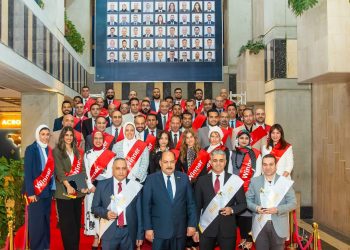 إنــبى تكرّم الفائزين بمسابقة العامل المثالي لعام 2025
