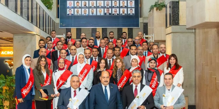 إنــبى تكرّم الفائزين بمسابقة العامل المثالي لعام 2025