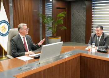 وزير البترول يستعرض فرص دخول كارجاس إلى الدول العربية والإفريقية