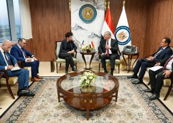 مصر وقبرص تمضيان قدماً في تعزيز التعاون الإستراتيجي بين البلدين في قطاع الطاقة
