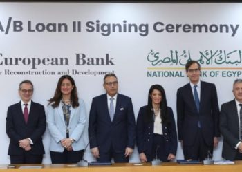 البنك الأهلي المصري يوقع اتفاقية تمويل مع البنك الأوروبي لإعادة الإعمار والتنمية بـ 100 مليون دولار