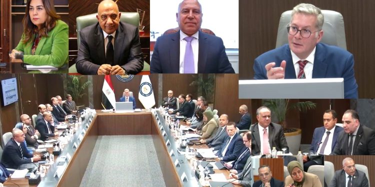 خلال الجمعية العامة لشركة البتروكيماويات المصرية.. قطاع البترول يكثف الجهود لتوطين صناعة منتج PVC المستخدم في الوثائق المؤمنة