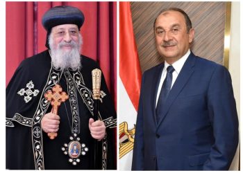 وزير قطاع الأعمال العام يهنئ قداسة البابا تواضروس الثاني والأخوة الأقباط بعيد الميلاد المجيد