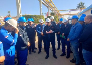 مع مطلع 2026.. رئيس “بترومنت” يتفقد مواقع العمل بشركة البتروكيماويات المصرية لمتابعة معدلات التنفيذ