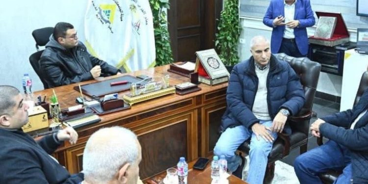 في مستهل جولته اليوم.. وزير الإسكان يعقد اجتماعا لمتابعة مشروعات القرى السياحية