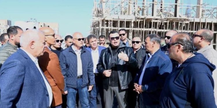 وزير الإسكان يتفقد أعمال التطوير بقرى مارينا ومشروع البوغاز لتوصيل المياه لبحيرة نيو مارينا