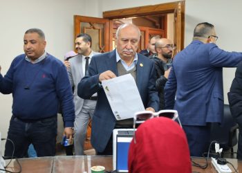المهندس أحمد عثمان يتقدم بأوراق ترشحه رسميًا لمنصب نقيب المهندسين