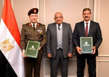 إدارة الإشارة للقوات المسلحة توقع بروتوكول تعاون مع وزارة الكهرباء والطاقة المتجددة