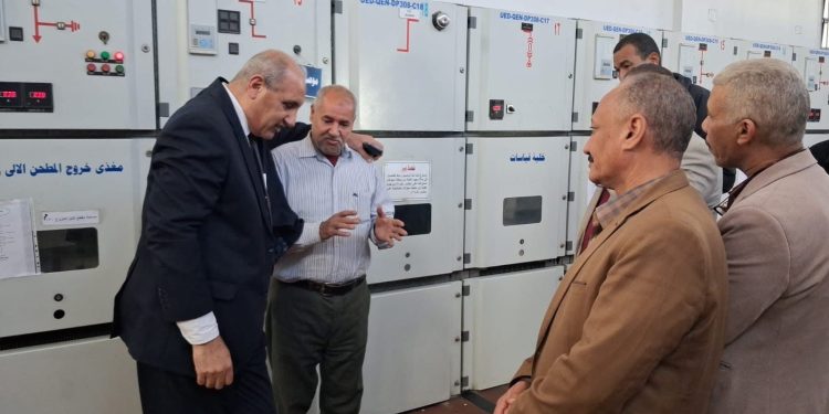 جولة تفقدية في شركة مصر العليا لتوزيع الكهرباء استعدادًا لزيارة وزير الكهرباء والطاقة المتجددة