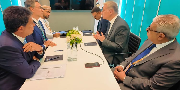وزير البترول يناقش مع شركات صينية وبرازيلية كبري للتعدين مجالات الاستثمار في مصر