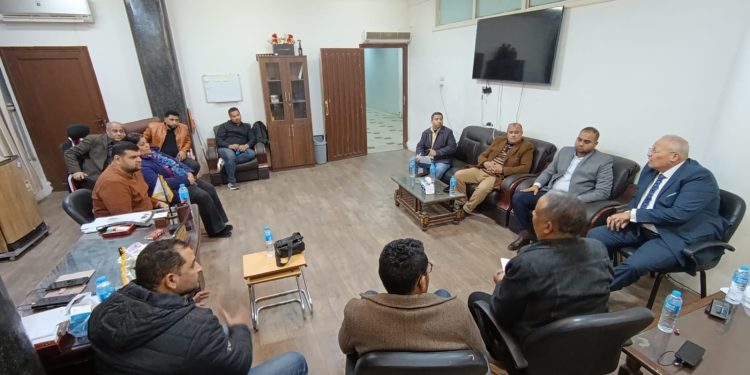 رئيس اللجنة العليا لانتخابات المهندسين يتفقد لجان الصعيد ويجري حوارات مباشرة مع المرشحين