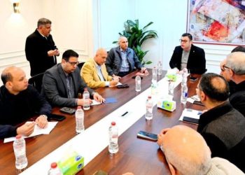 وزير الإسكان يعقد اجتماعا بمقر جهاز “مدينة حدائق أكتوبر” لمتابعة سير العمل بالمشروعات الجارية
