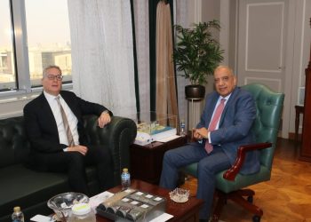 وزيرا الكهرباء والبترول يبحثان خطة العمل المشترك وتوفير الوقود المكافئ لتأمين التغذية الكهربائية