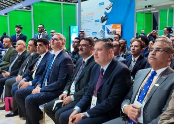 وزير البترول والثروة المعدنية يفتتح جلسة الترويج للتعدين المصري بمؤتمر الرياض ويتفقد جناح مصر