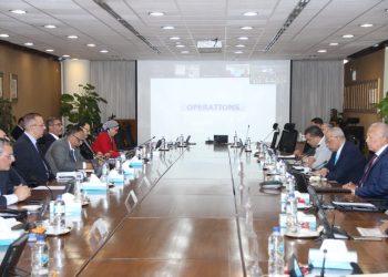 مناقشة خطط بترونفرتيتى واعتماد الموازنات التخطيطية لشقير البحرية وجنوب الضبعة للبترول
