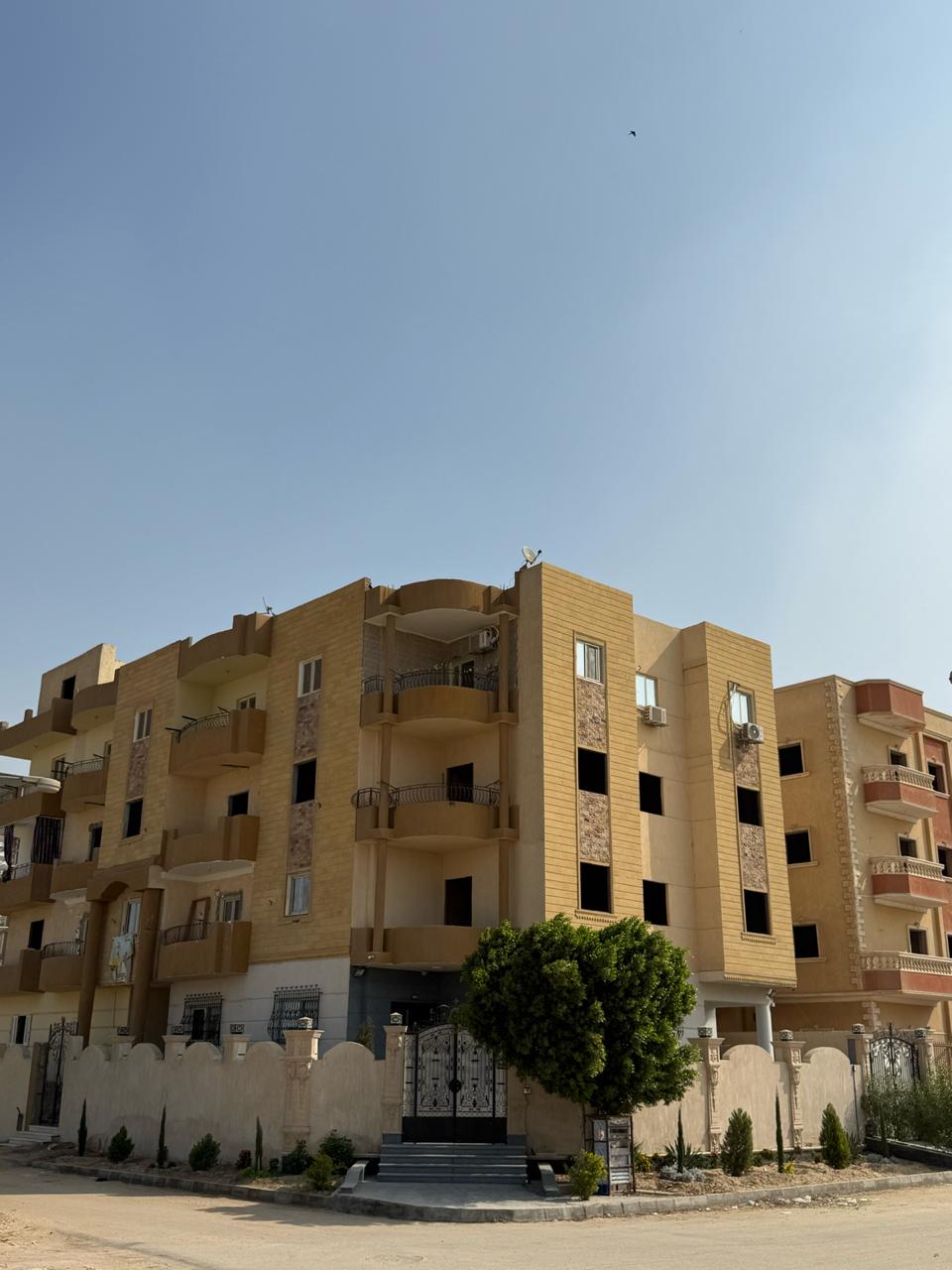 بناء جروب للتطوير العقاري