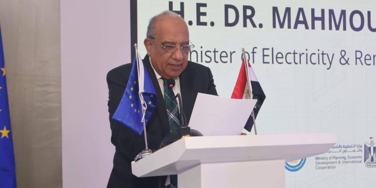 وزير الكهرباء والطاقة المتجددة: التحول العالمي في أنظمة الطاقة واقعاً .. ونعمل لتحقيق اقتصاد مستدام