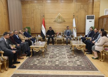 القابضة للمياه ورئيس مياه القليوبية ورئيس جامعة بنها يبحثون تعزيز التعاون في مجالات ترشيد استهلاك المياه