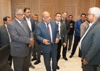 خاص.. محمود عصمت يتفقد المركز القومي للتحكم في الطاقة بالعاصمة الإدارية لمتابعة الأحمال خلال رمضان