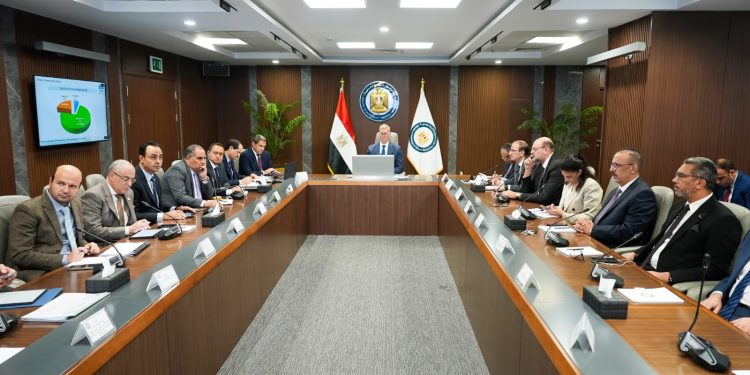 وزير البترول والثروة المعدنية يترأس جمعية الشركة الفرعونية للبترول