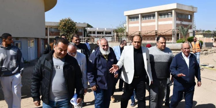 رئيس مياه الشرب بالجيزة يتفقد محطات المياه والصرف الصحي بأبو النمرس والبدرشين والحوامدية
