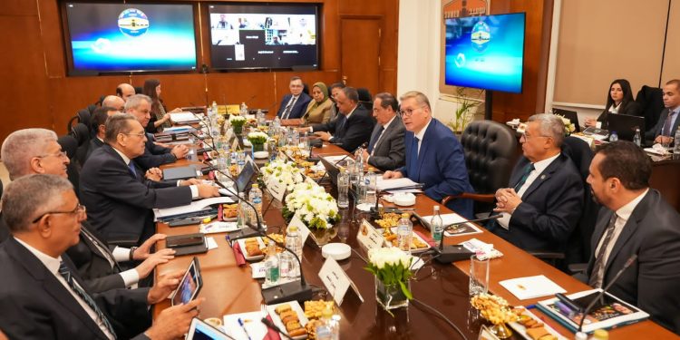 وزير البترول والثروة المعدنية يشهد أعمال الجمعية العامة لشركة سوميد